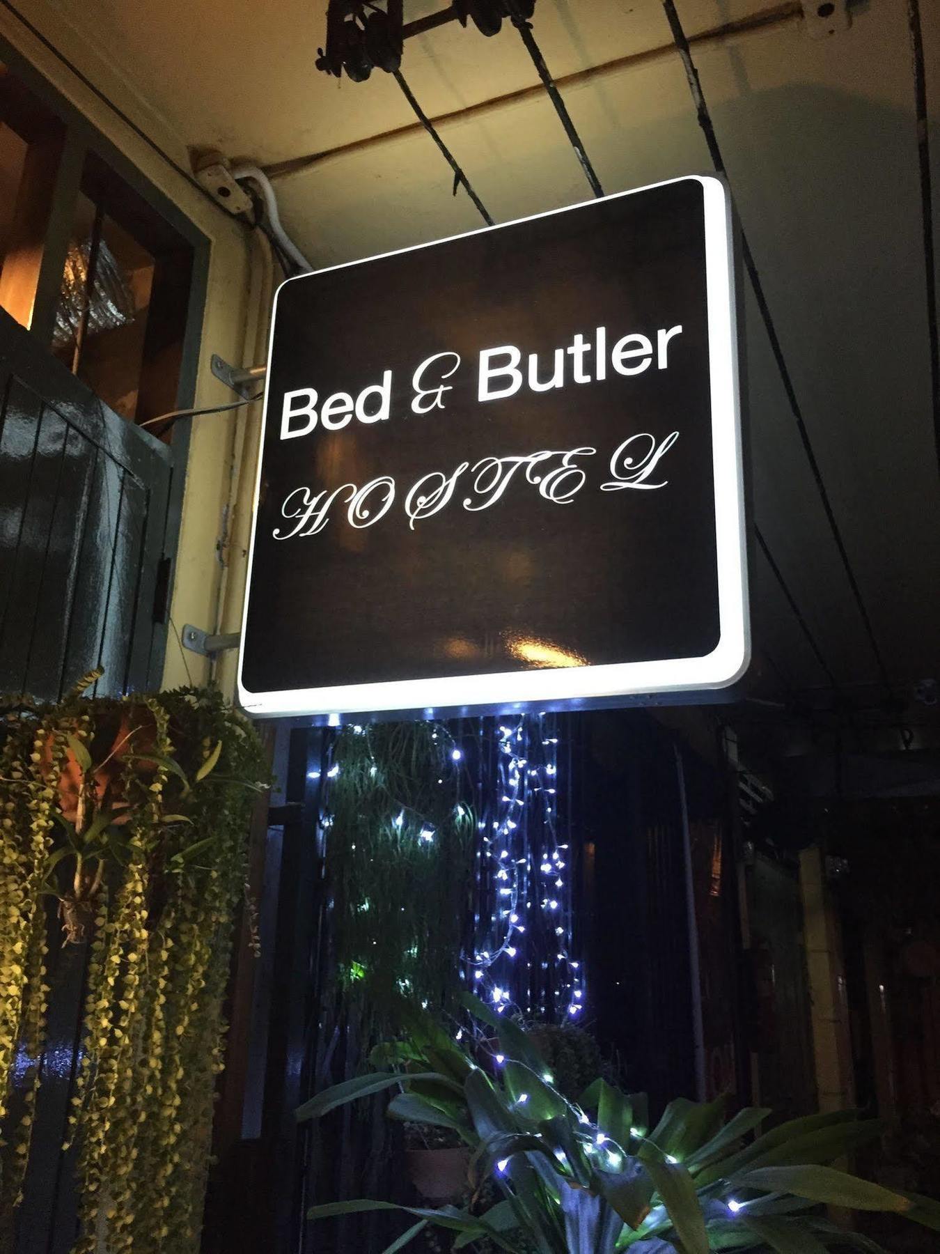 Bed And Butler Hostel Bangkok Exterior photo